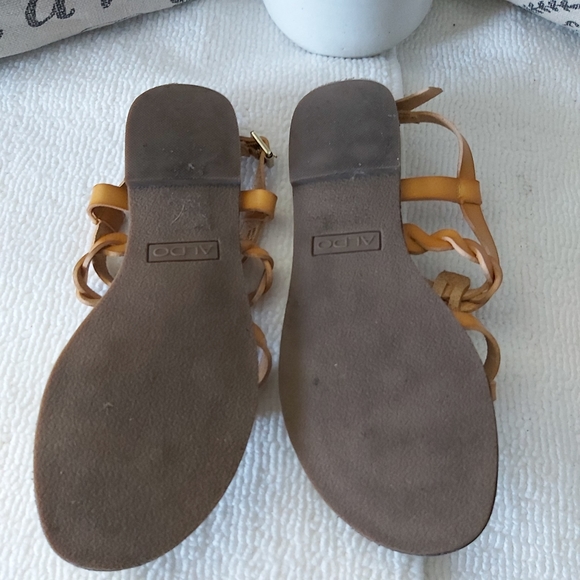 ALDO sandals leather brown mustard strappy - Picture 6 of 10